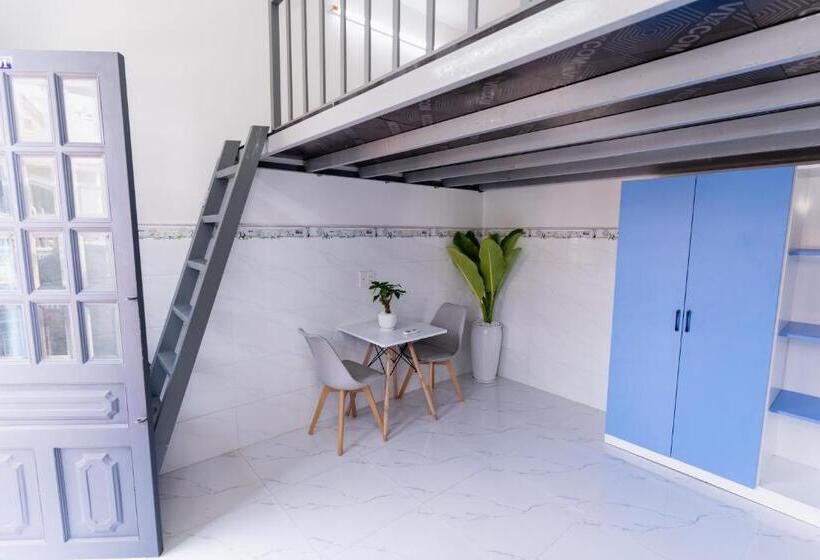 تختخواب و صبحانه Shiri House