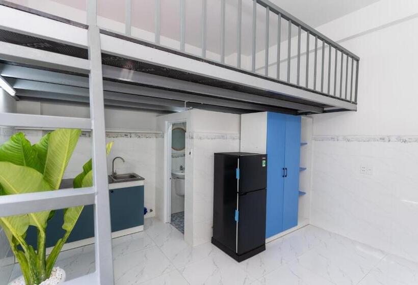 تختخواب و صبحانه Shiri House