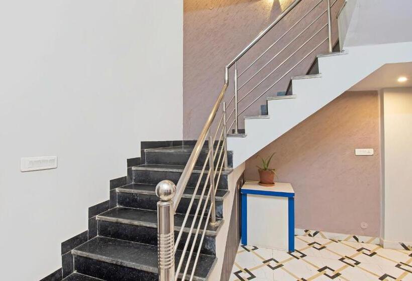 Collection O 80931 Hotel Vedansh