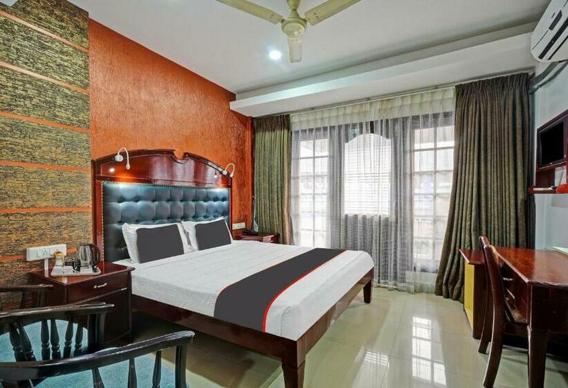 Collection O Chalakudy Hotels