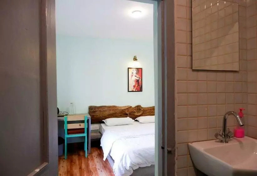 Eevolve Dharamkot   An Eco Hostel