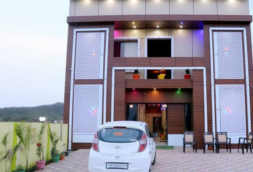 فندق O Krishna Manu Palace