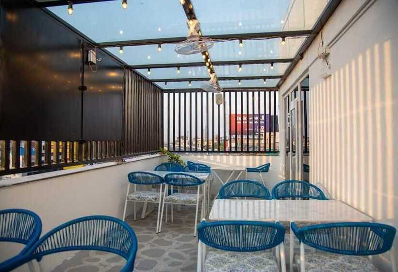 ホテル Lake View Airport Zone