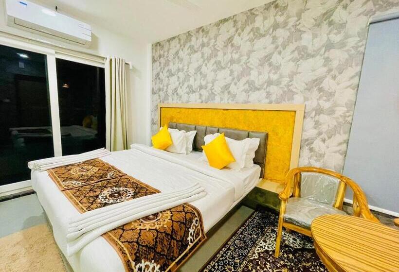 ホテル Lake View Airport Zone