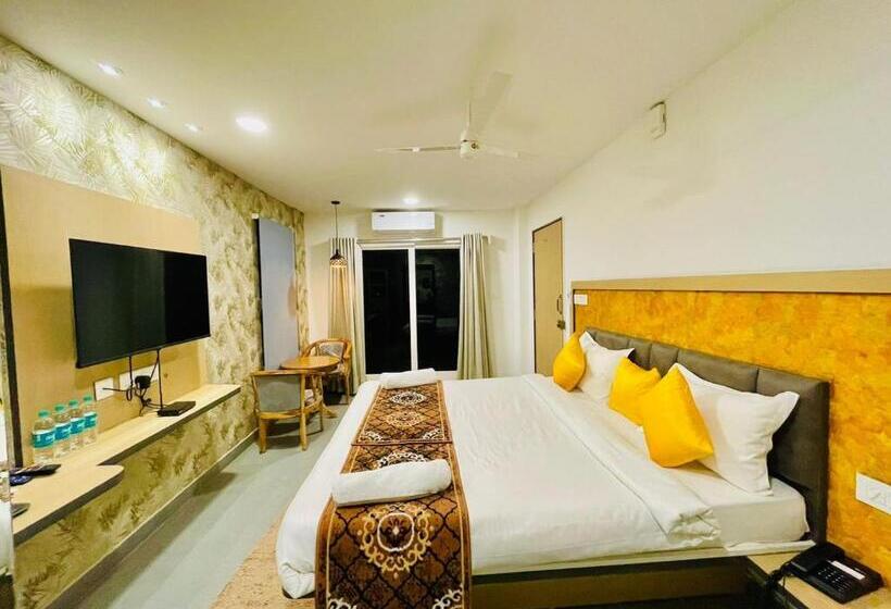 ホテル Lake View Airport Zone