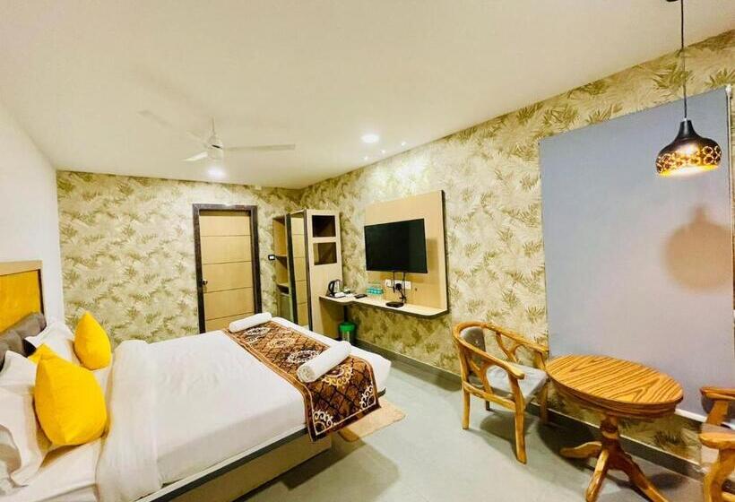 ホテル Lake View Airport Zone