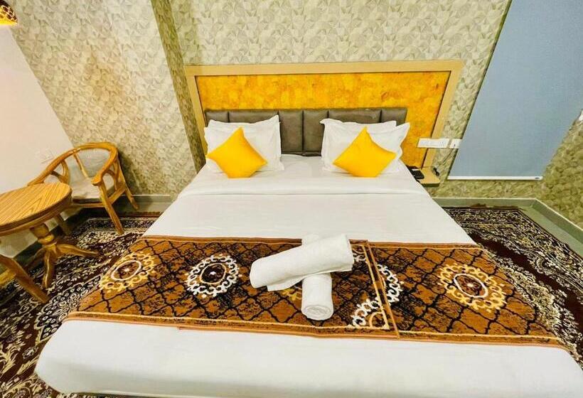 ホテル Lake View Airport Zone