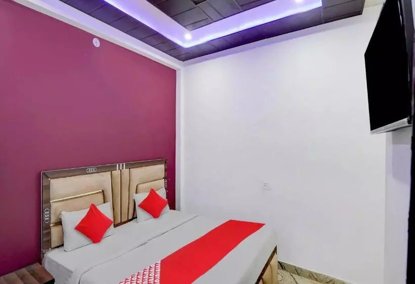 Hotelli Oyo Flagship 81028 Ss