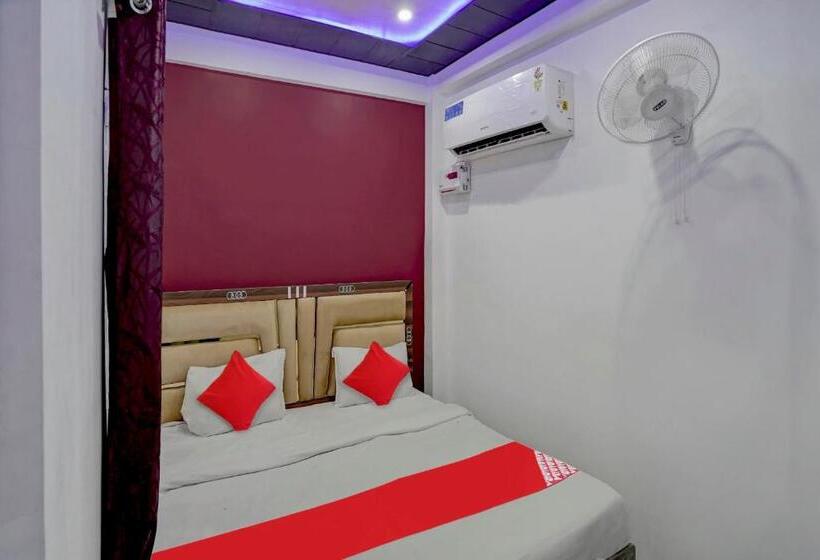 Hotel Oyo Flagship 81028 Ss