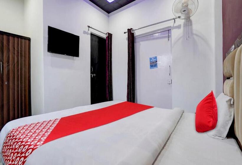 Hotel Oyo Flagship 81028 Ss