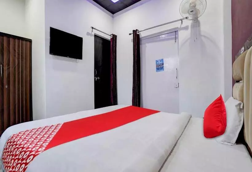 Hotelli Oyo Flagship 81028 Ss