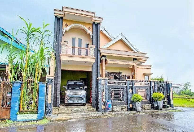 ホテル Spot On 92373 Kristin Homestay 2