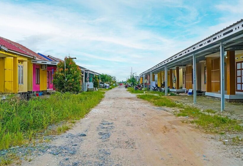 Hotel Spot On 92390 Wilma Kost Syariah