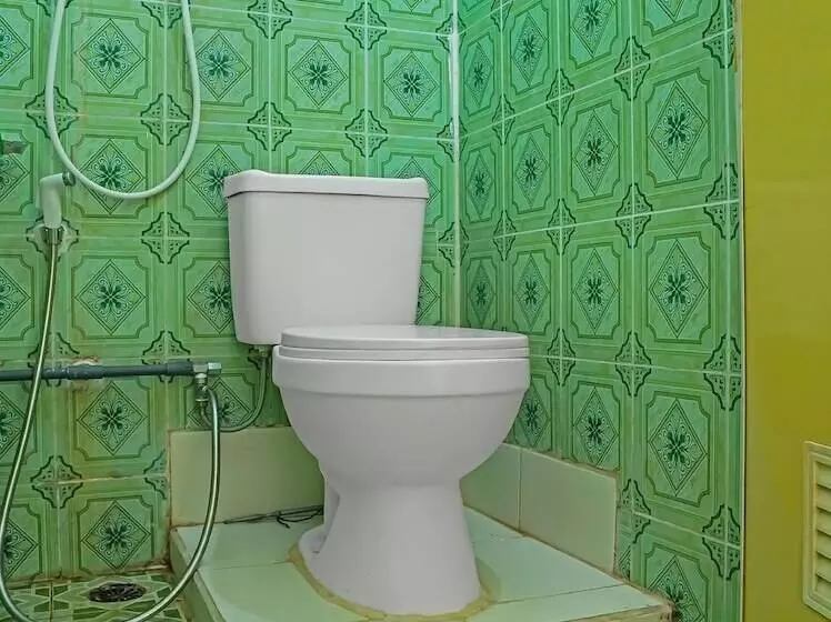 ホテル Spot On 92390 Wilma Kost Syariah