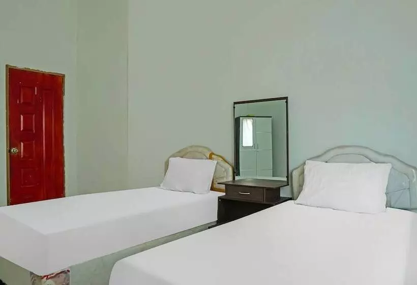 ホテル Spot On 92390 Wilma Kost Syariah