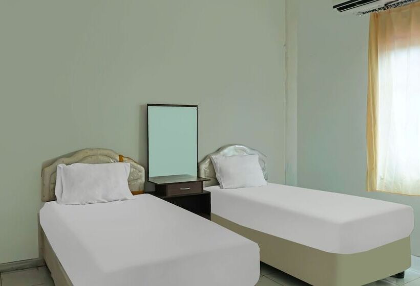 Hotel Spot On 92390 Wilma Kost Syariah