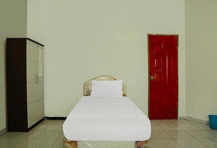 Hotel Spot On 92390 Wilma Kost Syariah