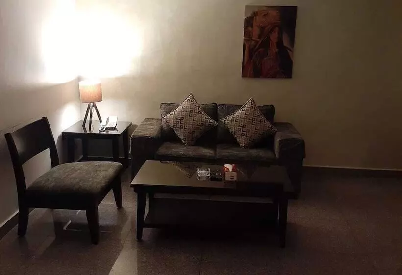 هتل Tamrah Suites