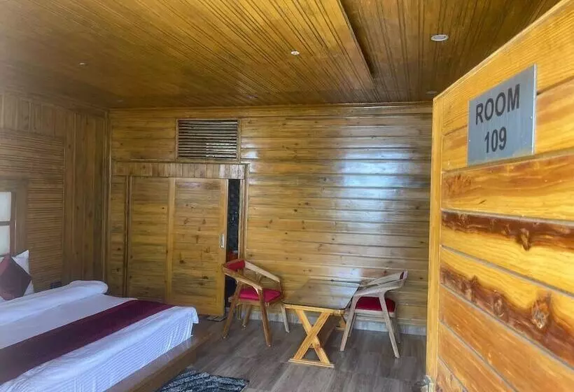 Hotelli The Royals Apricot Garden