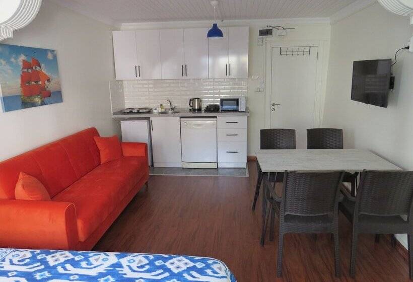 Istanberry Royal Apartments