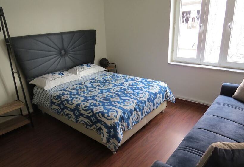 Istanberry Royal Apartments