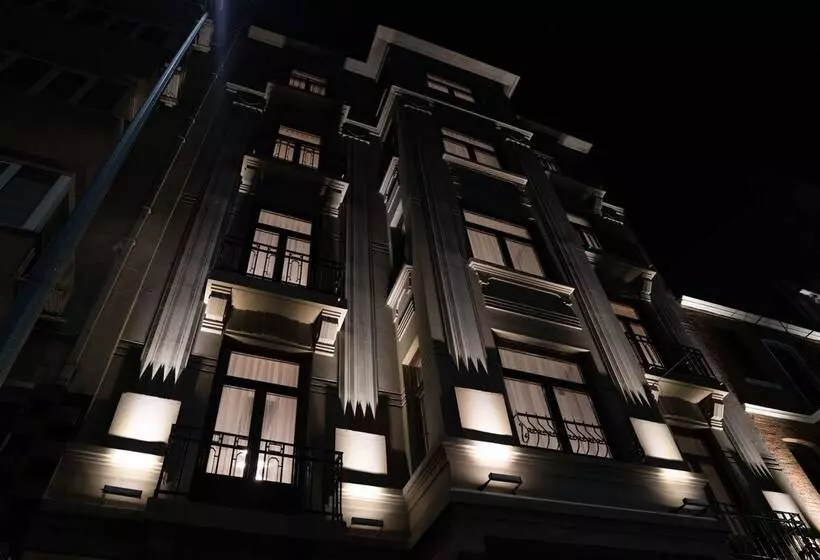 ホテル Monev Suites