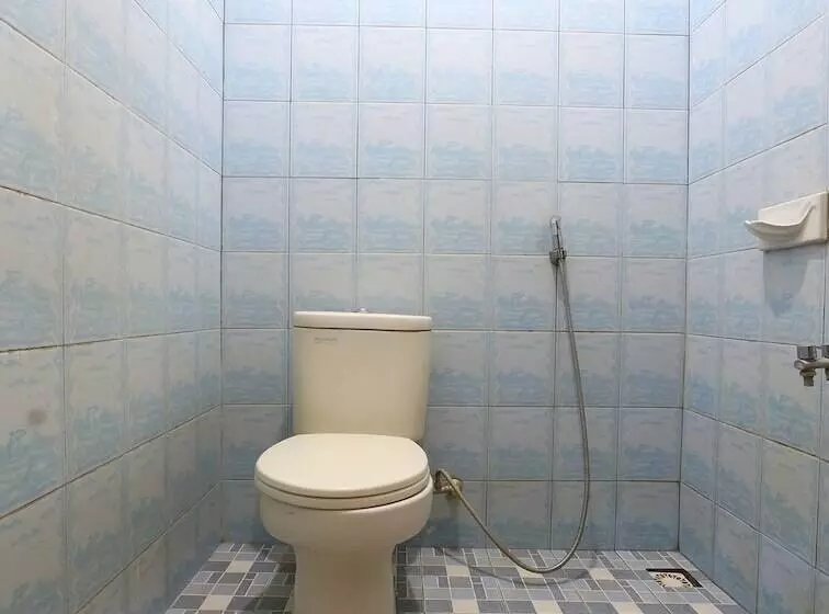 Hotelli Oyo 92296 Amole Paviliun Syariah