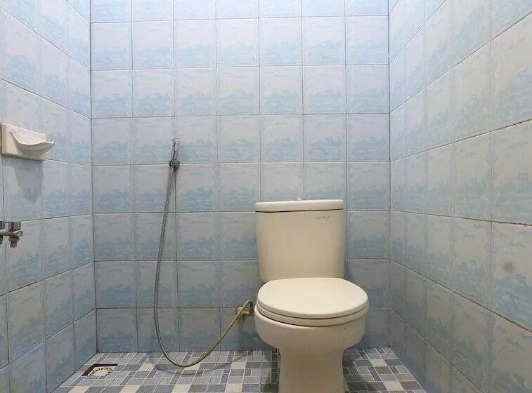 Hotelli Oyo 92296 Amole Paviliun Syariah