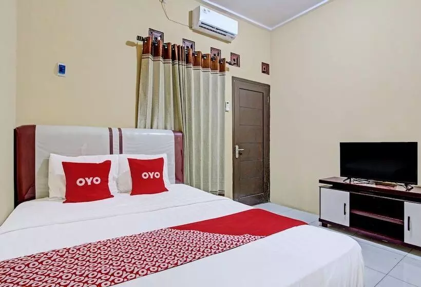 Hotelli Oyo 92296 Amole Paviliun Syariah