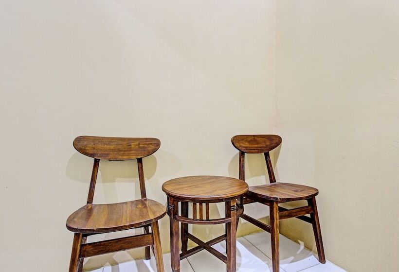 Hotelli Oyo 92296 Amole Paviliun Syariah