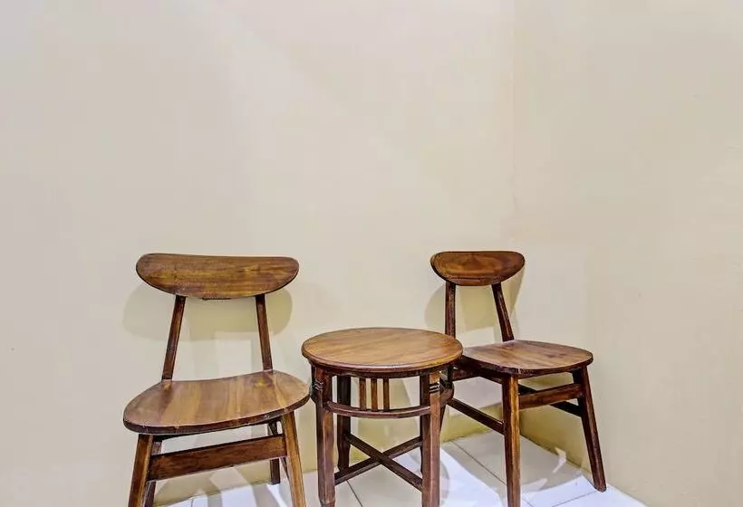 Hotelli Oyo 92296 Amole Paviliun Syariah