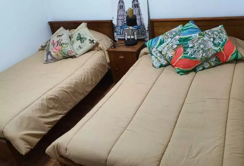 ペンション Hostal Costa Brava