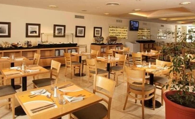 Hotel Austral Express