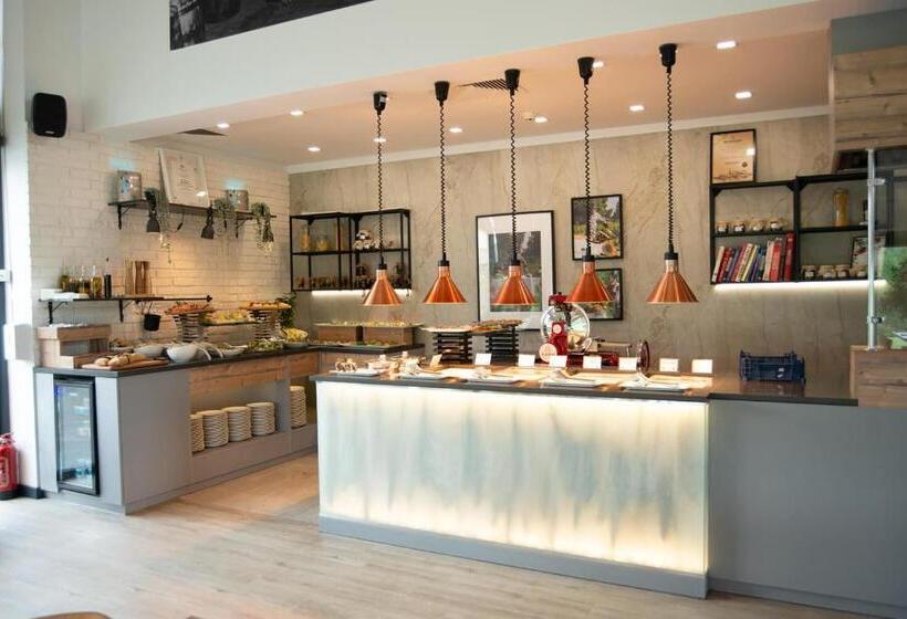 בית מלון כפרי Bonifacio Spa&sport Resort