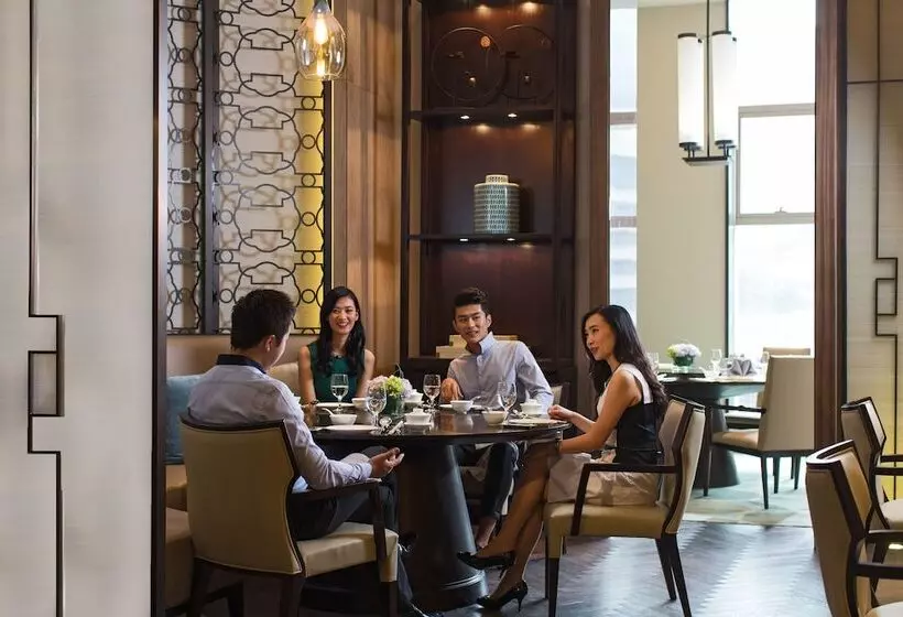 Hotel Chongqing Marriott