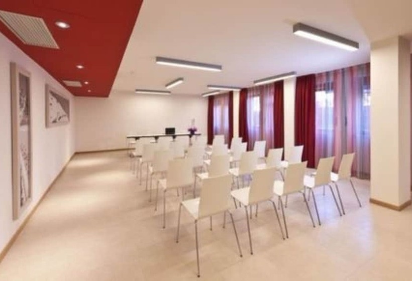 Hb Aosta Hotel & Balcony Spa