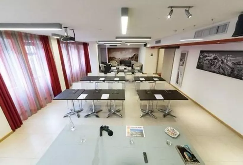 Hb Aosta Hotel & Balcony Spa