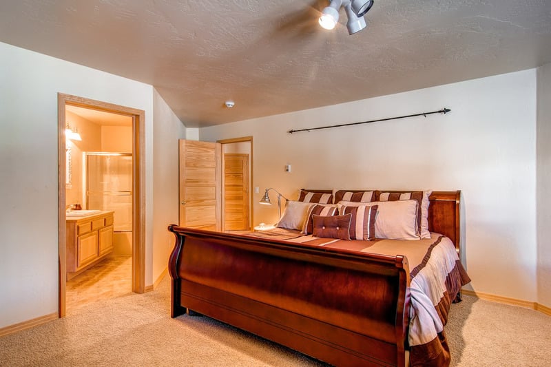 هتل Highlands Ridge Retreat By Pinnacle Lodging