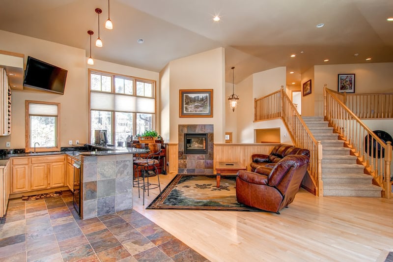 هتل Highlands Ridge Retreat By Pinnacle Lodging