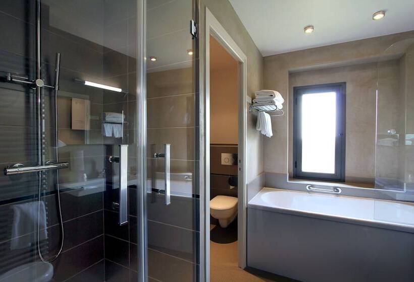 ホテル Hôtel Restaurant La Montagne De Brancion