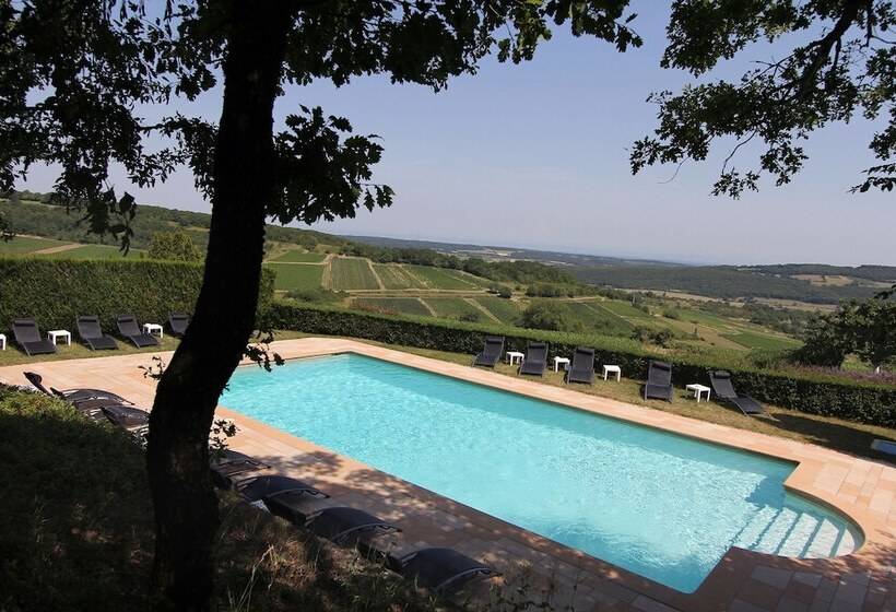 ホテル Hôtel Restaurant La Montagne De Brancion