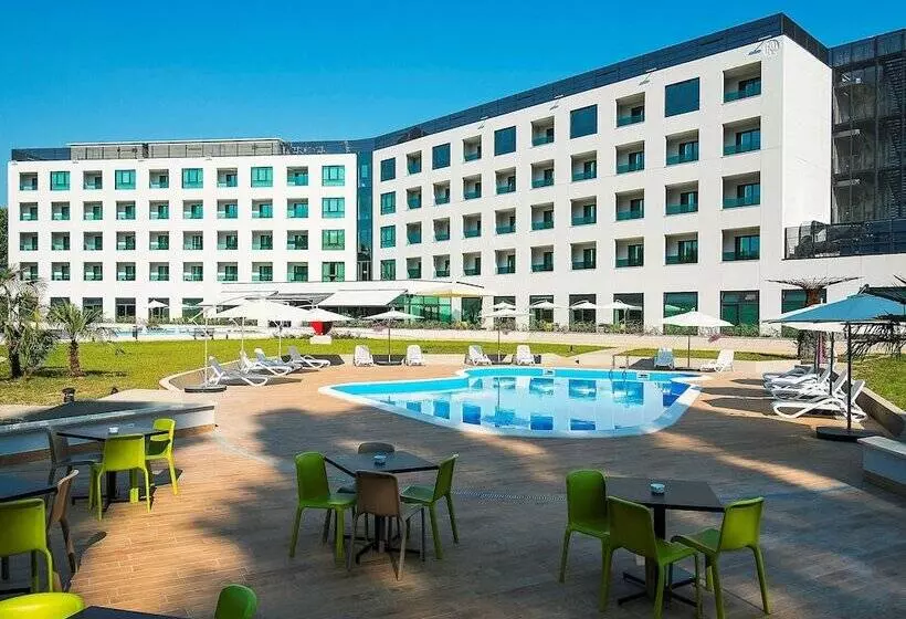 בית מלון כפרי Ibis Styles Milano Est Settala