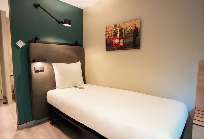 ホテル Kontakt Der Kontinenten