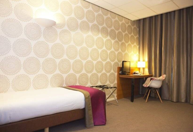 ホテル Kontakt Der Kontinenten