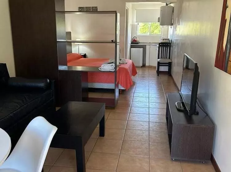 فندق Las Lomas Suite & Spa