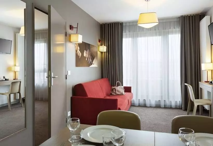 호텔 Nehô Suites Porte De Genève   Gare Annemasse