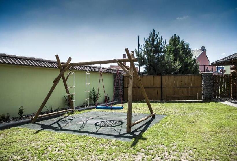 בית מלון כפרי Penzion Eden