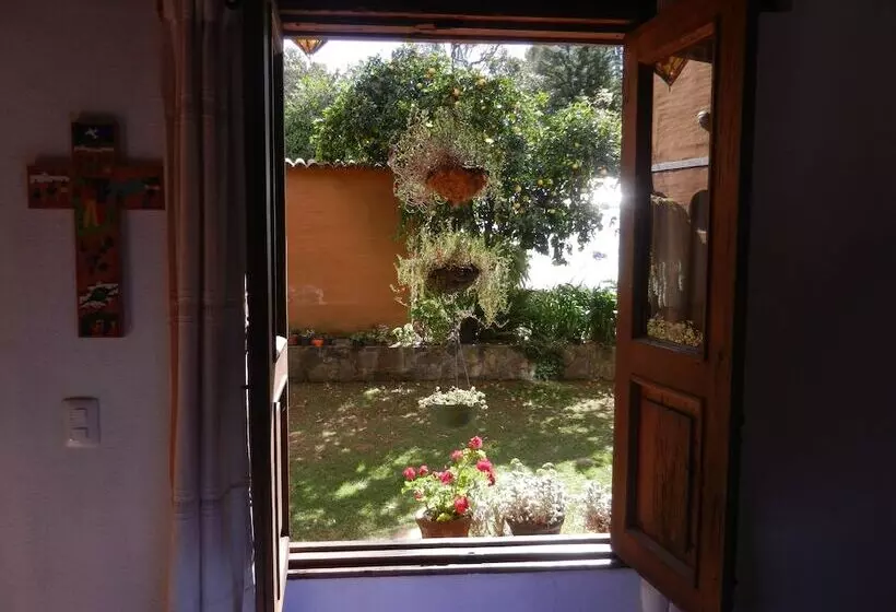 هتل Posada Yolihuani