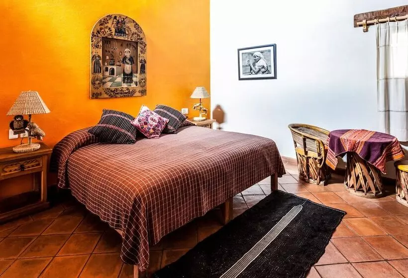 هتل Posada Yolihuani