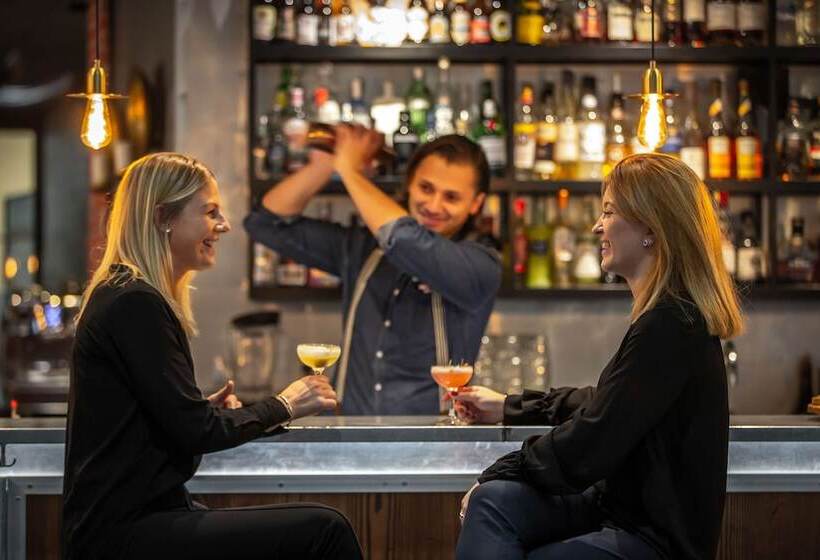 هتل Radisson Blu Metropol Helsingborg